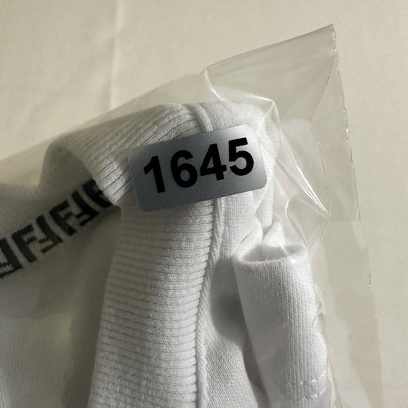 Authentic Fendi Women’s White Top Size Small - Picture 15 of 15